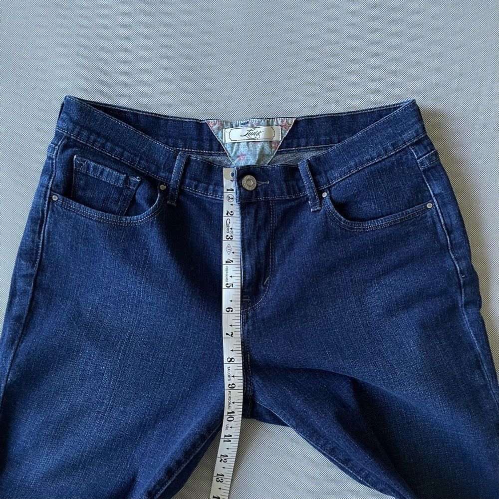 Levi’s Vintage Dark Denim Cuffed Capri Jeans Women’s Size 6 - Picture 7 of 10